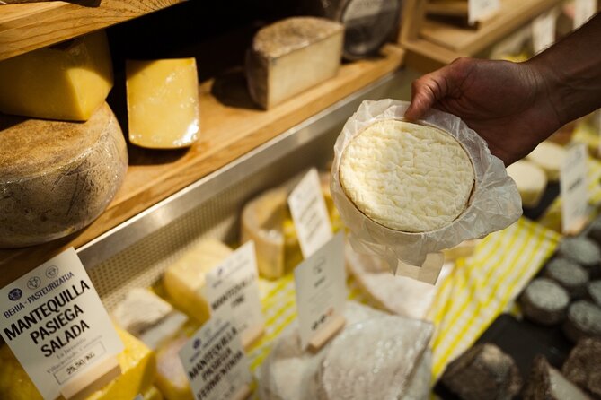 Basque Country cheese farm tour from San Sebastian